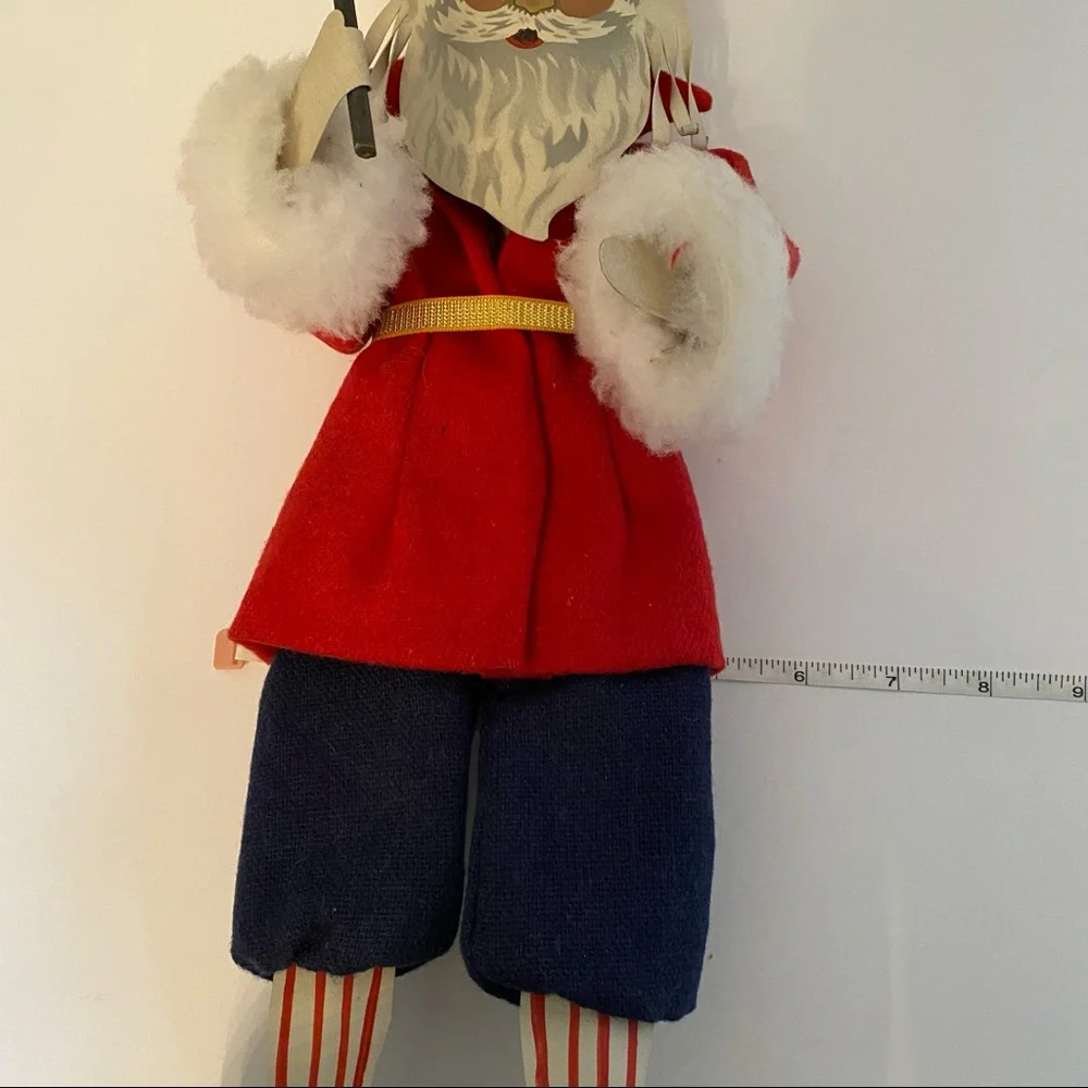 SHADOWDANCER 2008 AMERICAN FOLK ART GOLFING SANTA 18” TALL METAL HOLIDAY HOME
